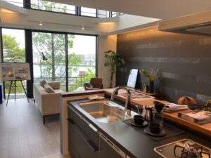 土地の形状に合わせて