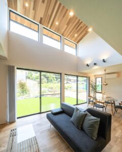 吹抜けリビング